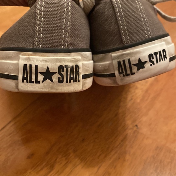 Converse low top canvas sneakers grey & white size 8 - Picture 7 of 9